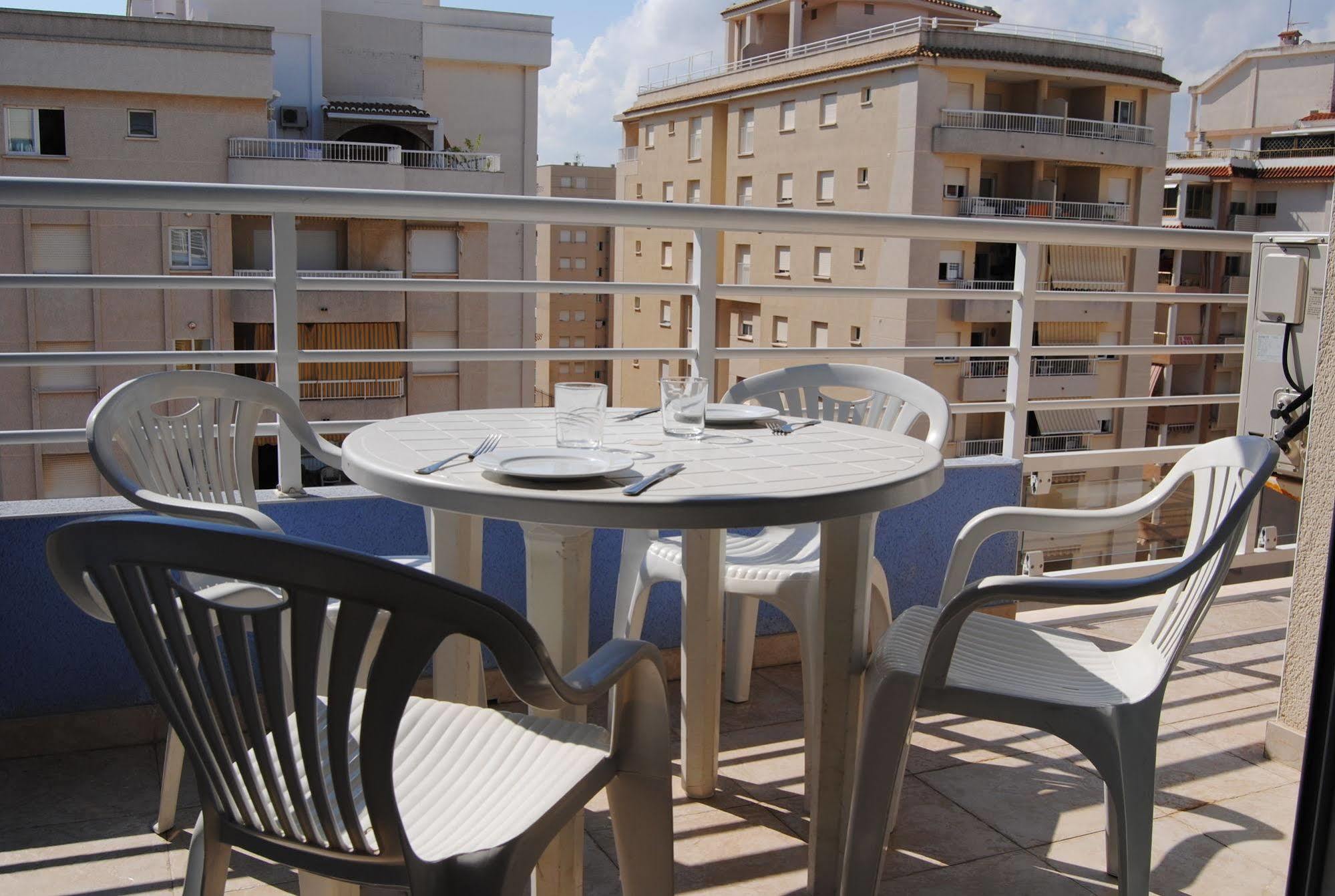 Apartamentos Marblau Peredamar-Julio Y Agosto Solo Familias Gandia Luaran gambar
